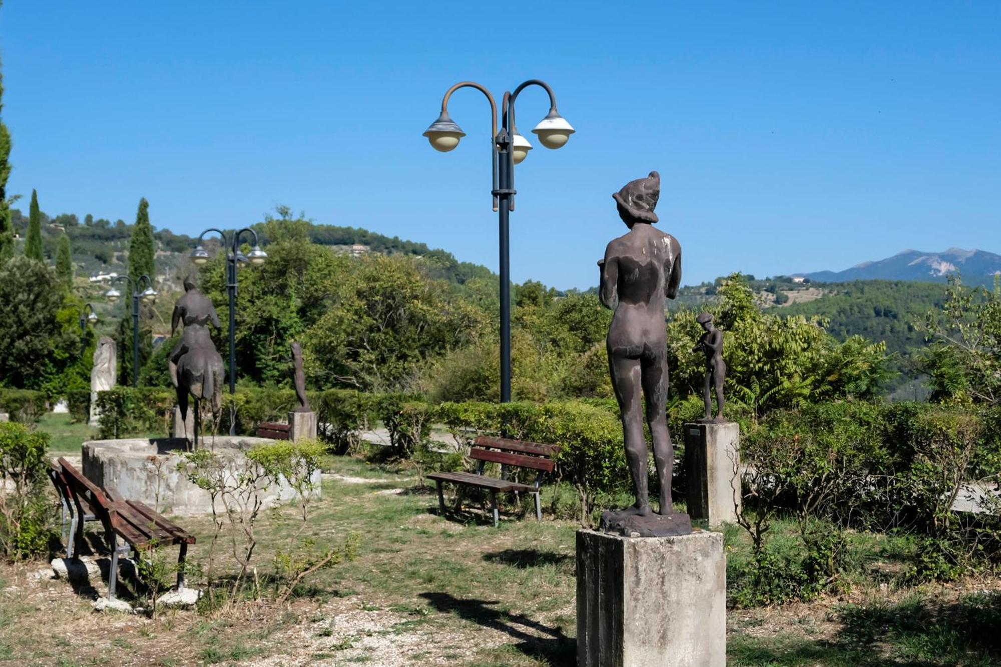 Authentic Villa Surrounded By Nature Terni Ngoại thất bức ảnh